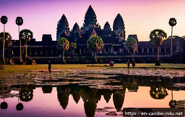 앙코르 와트 입장권 팁 - A vibrant early morning scene at Angkor Wat temple complex during sunrise, featuring the iconic main...